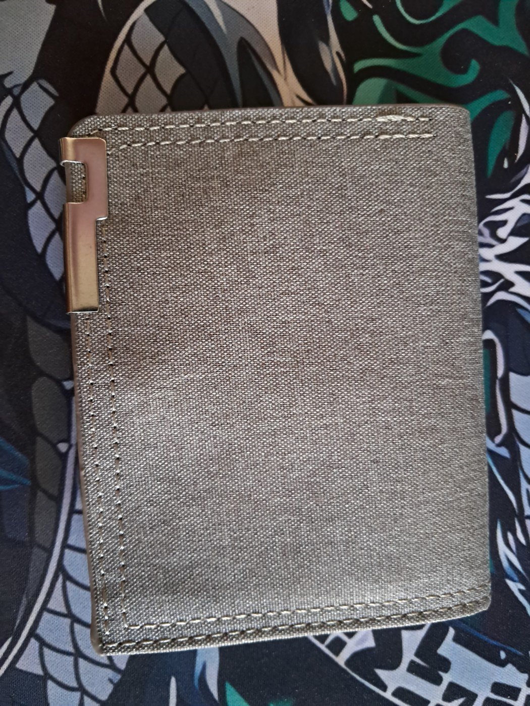 Grey Snap-Fastening Card Wallet - Image 3